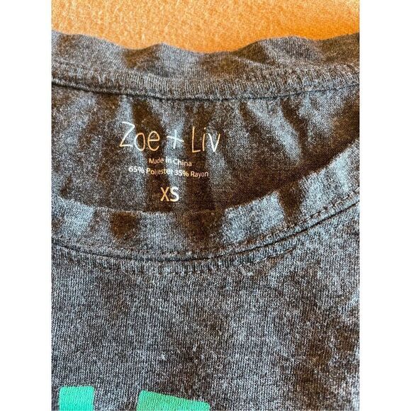 Zoe + Liv Cheers Graphic Tee St. Paddys Day - Picture 2 of 3